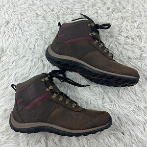 NWOT Timberland Women's Norwood Mid Waterproof Hiking Boot, dark brown